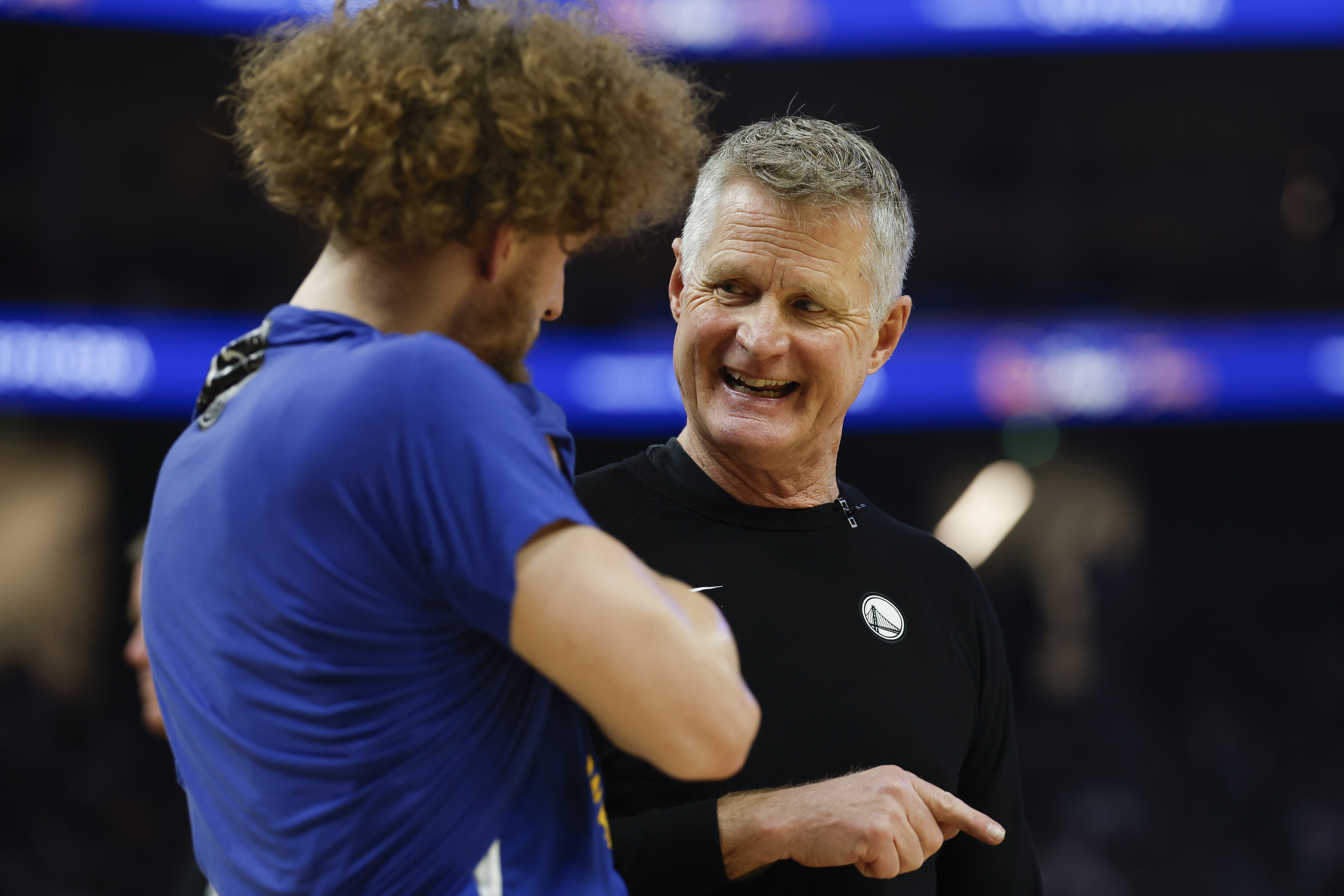 世界杯赛事投注-5连败对上11连败!ESPN明日胜率预测:勇士69.7%占优 奇才为30.3%